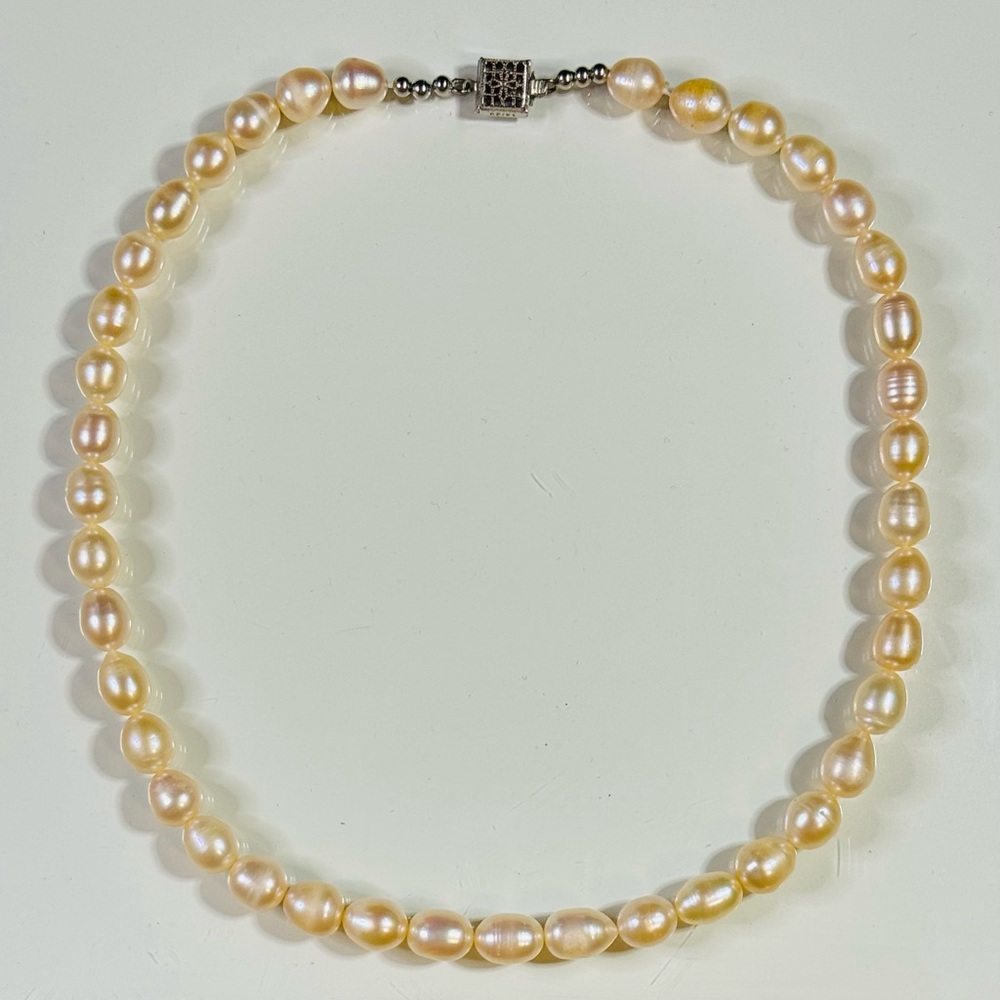 Real Cultured 18 Inch Fresh Water Pearls Choker Necklace